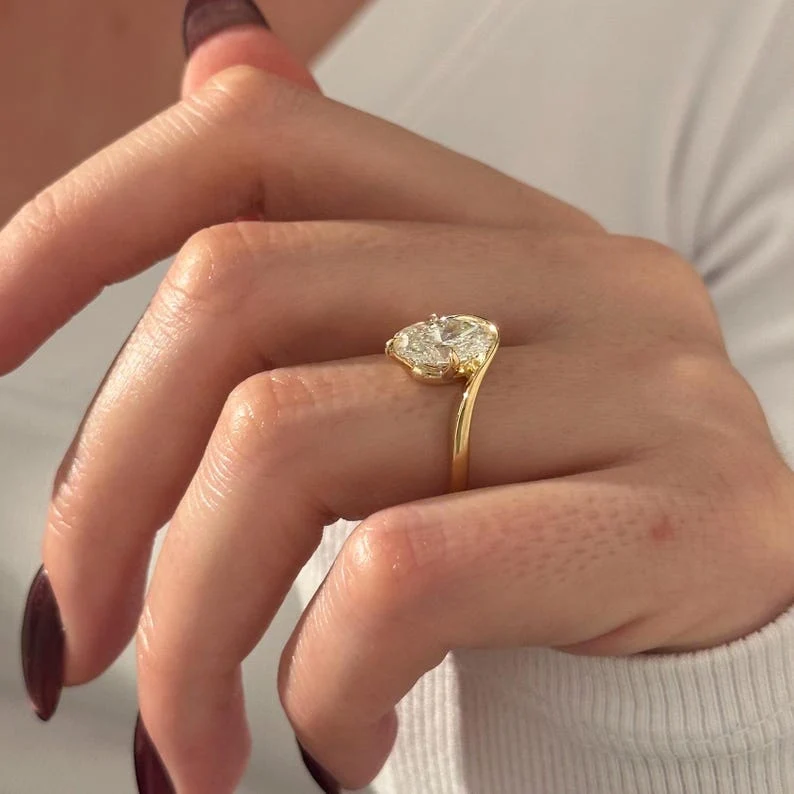 2.5 CT Oval Curved Lab Grown Diamond Engagement Ring preview angle 3